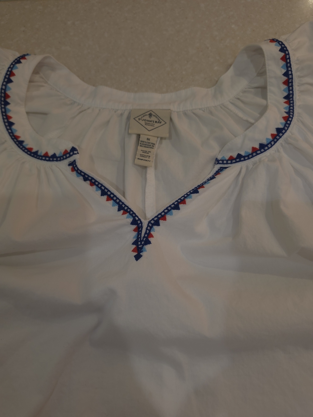 St Johns Bay Womens 1X White Embroidered Peasant Whimsy Festival Boho Top - Picture 9 of 9